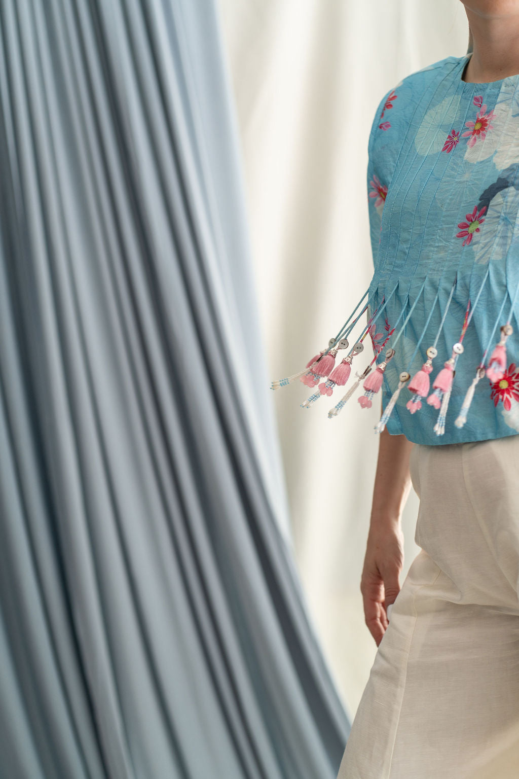 Bodice With Padded Shoulders