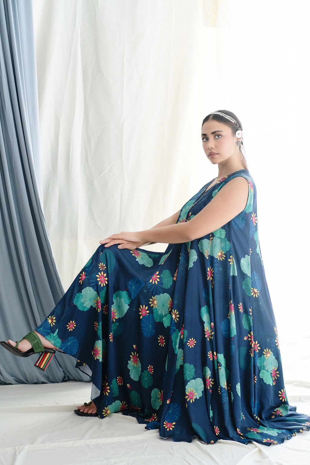 PrintedAngular panelled dress with flare, tassel detail And Pockets