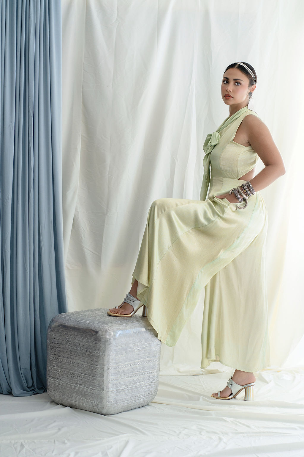 SLEEVELESS Fit and flare panelled jumpsuit