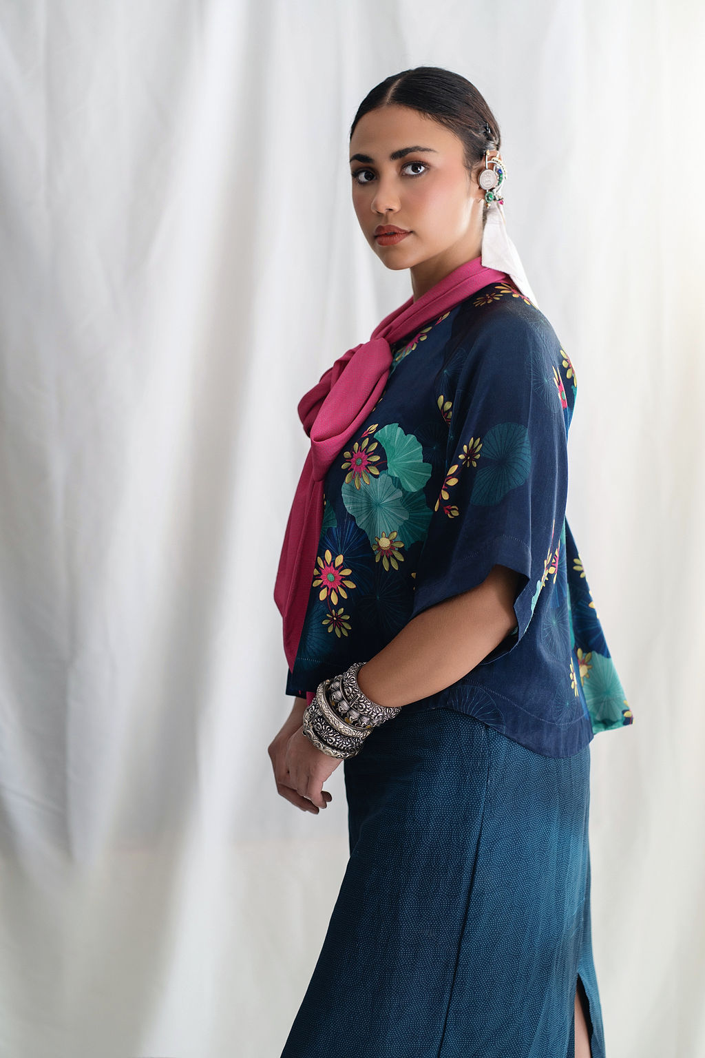 Raglan sleeve top with back godet insert