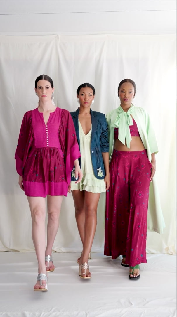 Short Dress With Kimono Sleeve With Tie-Up